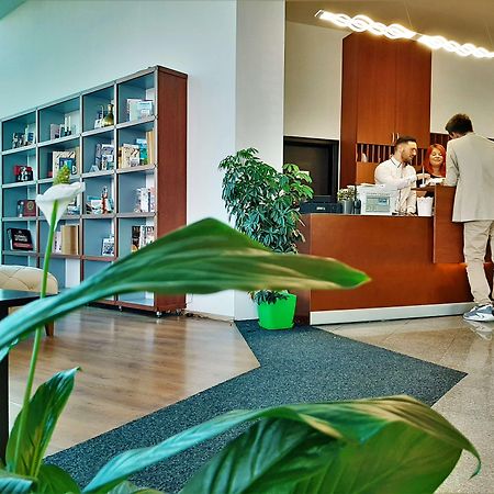 Best Western Hotel Galla Sllatine e Madhe Екстер'єр фото
