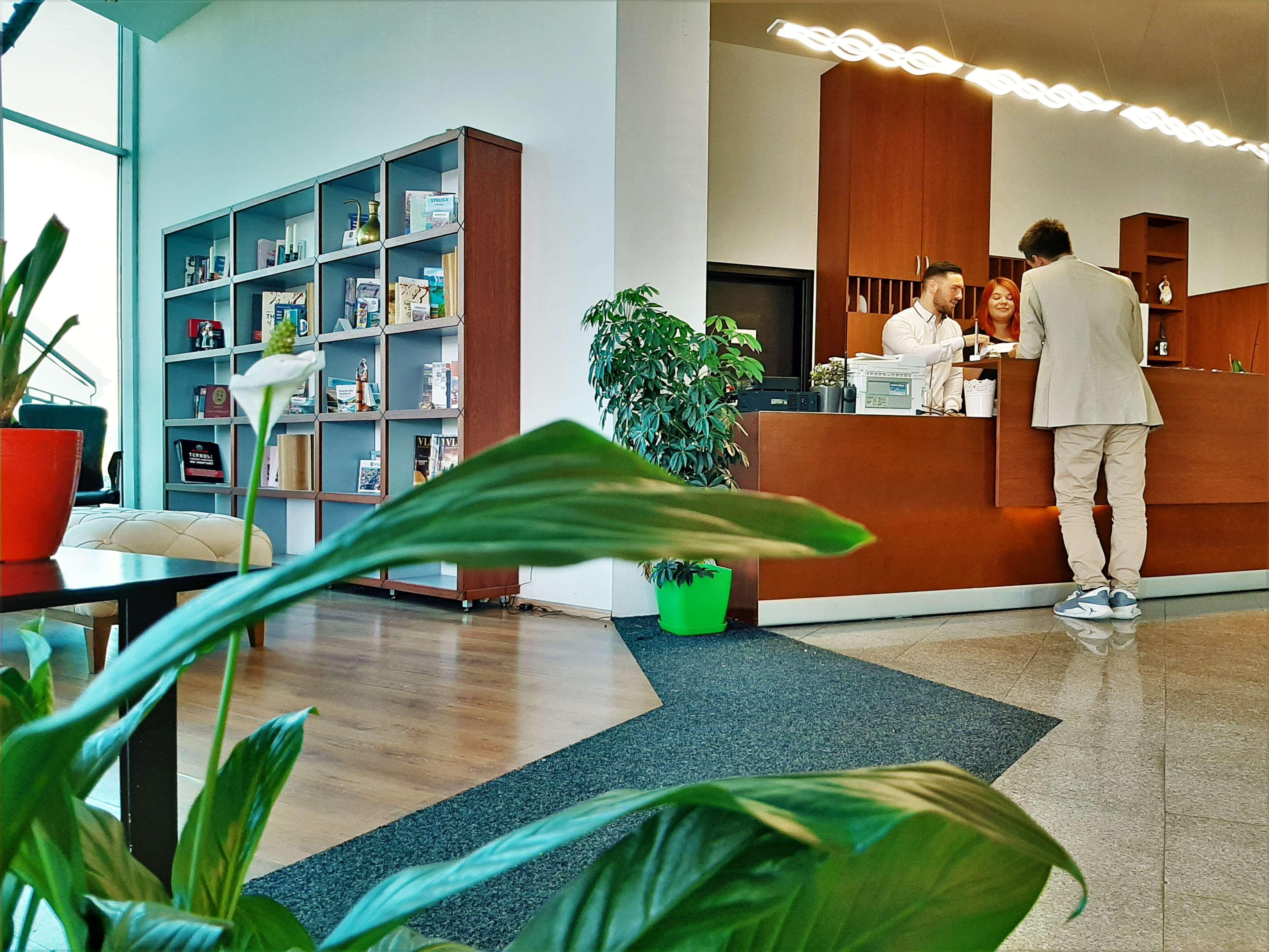 Best Western Hotel Galla Sllatine e Madhe Екстер'єр фото