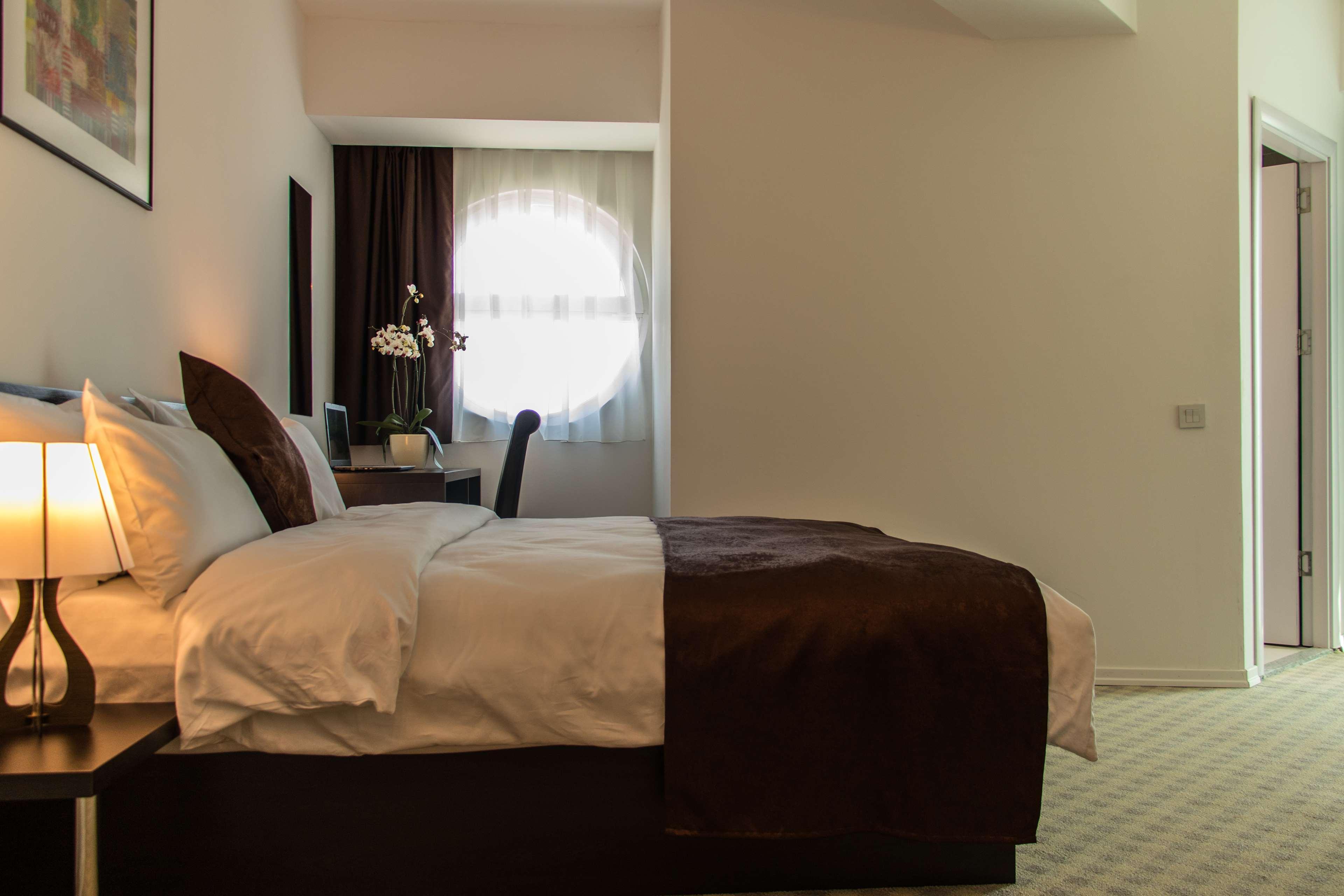 Best Western Hotel Galla Sllatine e Madhe Екстер'єр фото