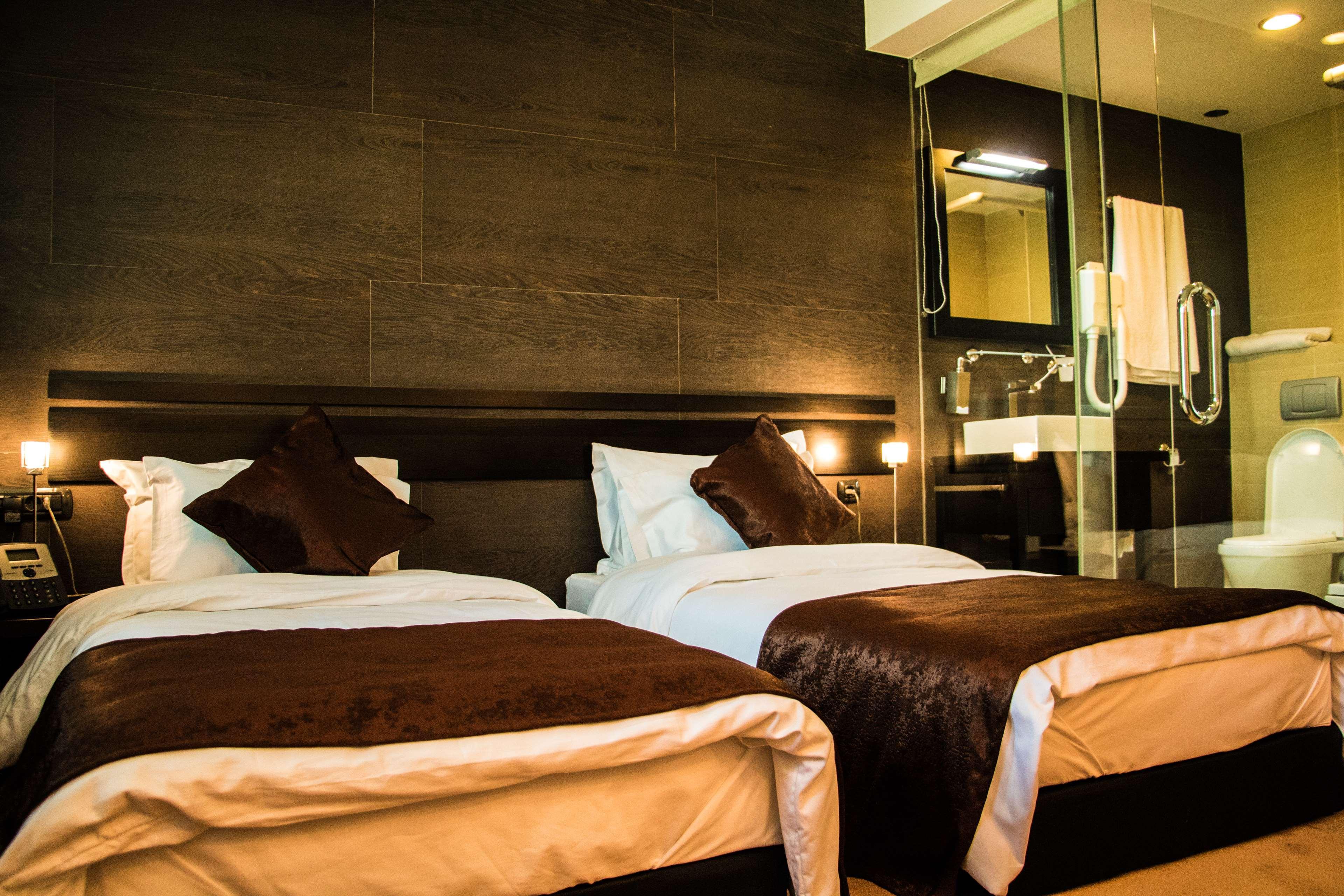 Best Western Hotel Galla Sllatine e Madhe Екстер'єр фото
