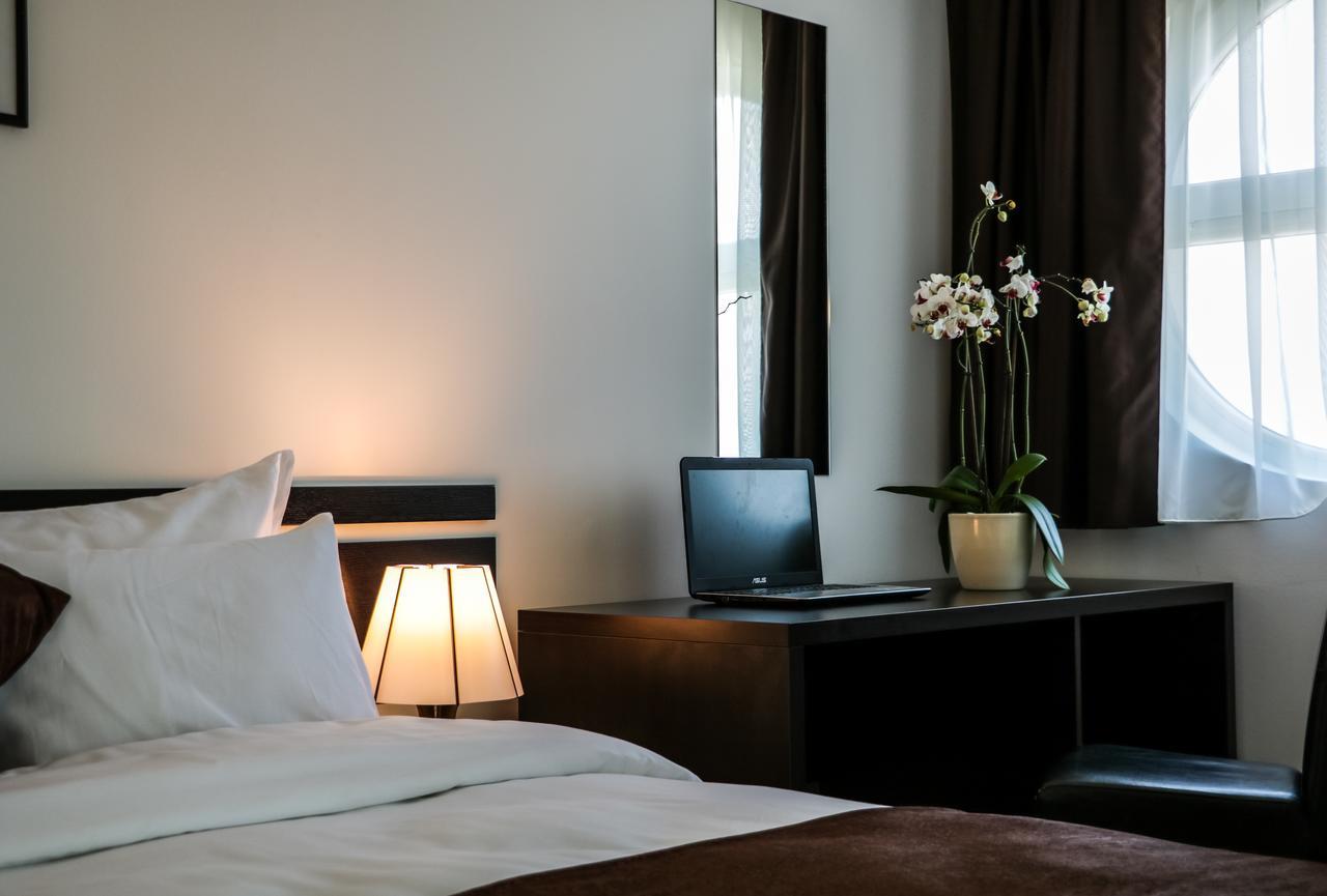 Best Western Hotel Galla Sllatine e Madhe Екстер'єр фото